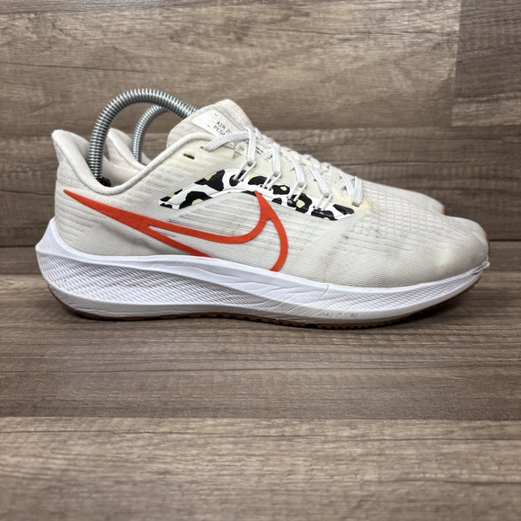 Nike Shoes - Nike Air Zoom Pegasus 39 Gray Red Womens US Size 9 DZ5214-100 Running Shoes
